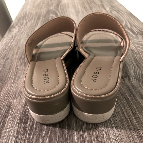 KDB Kelsey Dagger Hayden Slides - Picture 3 of 8